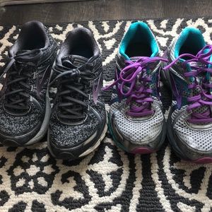 Woman’s brooks GTS shoes